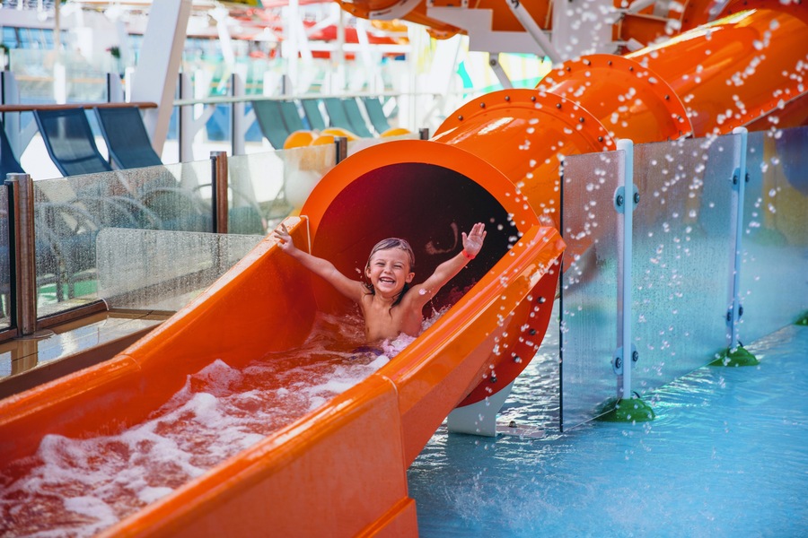 RCI Oasis Class Splashaway Bay- Aaron Fam.jpg
